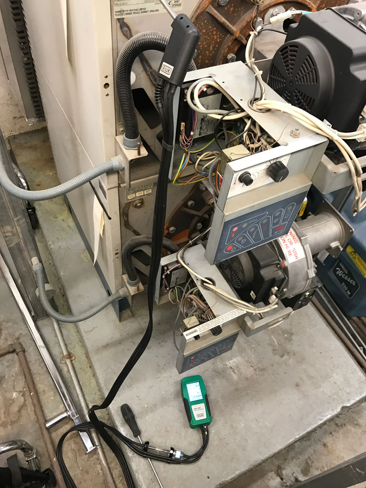 gas safe registered engineer near me Tulse Hill, SW2